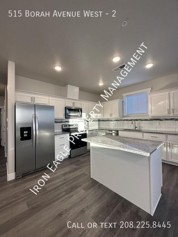 515 Borah Ave W - Photo 2 of 19