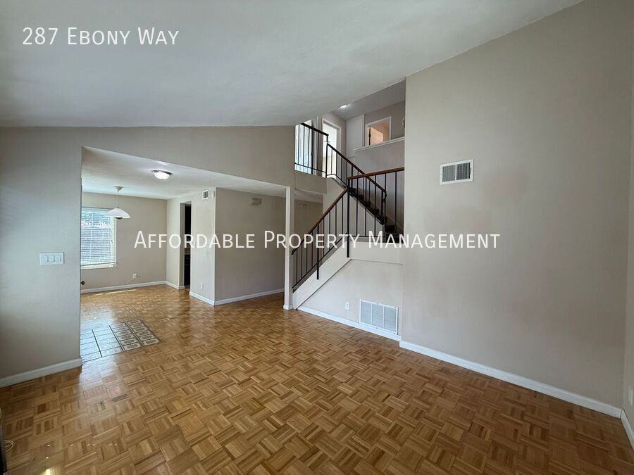 287 Ebony Way - Photo 7 of 24