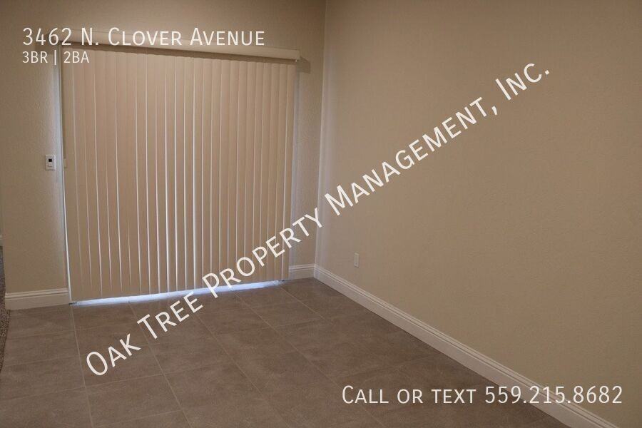 3462 N Clover Ave - Photo 4 of 10