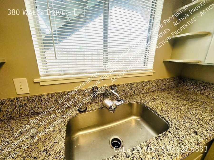 380 Wales Dr #E - Photo 4 of 16