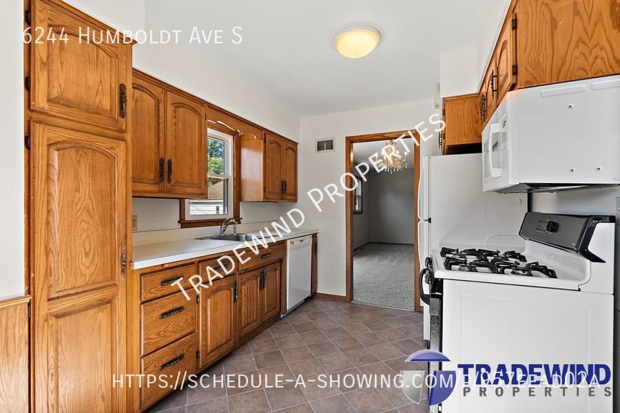 6244 Humboldt Ave S - Photo 3 of 21