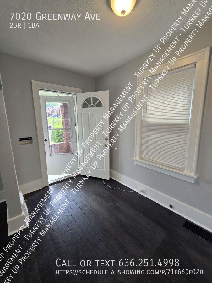7020 Greenway Ave - Photo 6 of 19