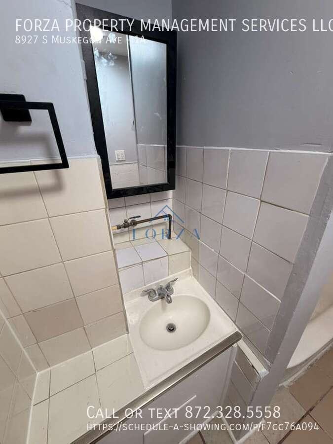 8927 S Muskegon Ave #1A - Photo 5 of 12
