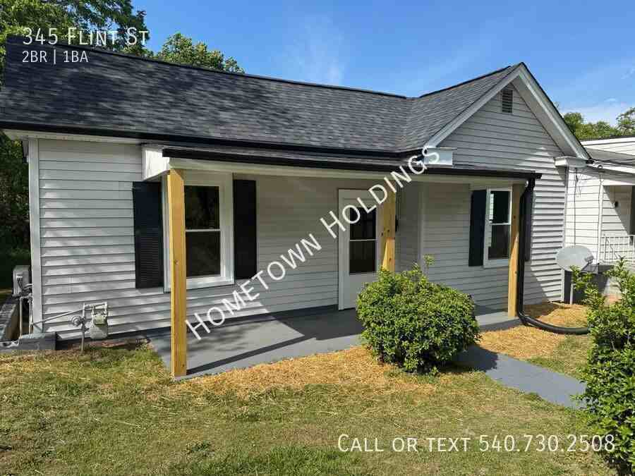 345 Flint St - Photo 2 of 13