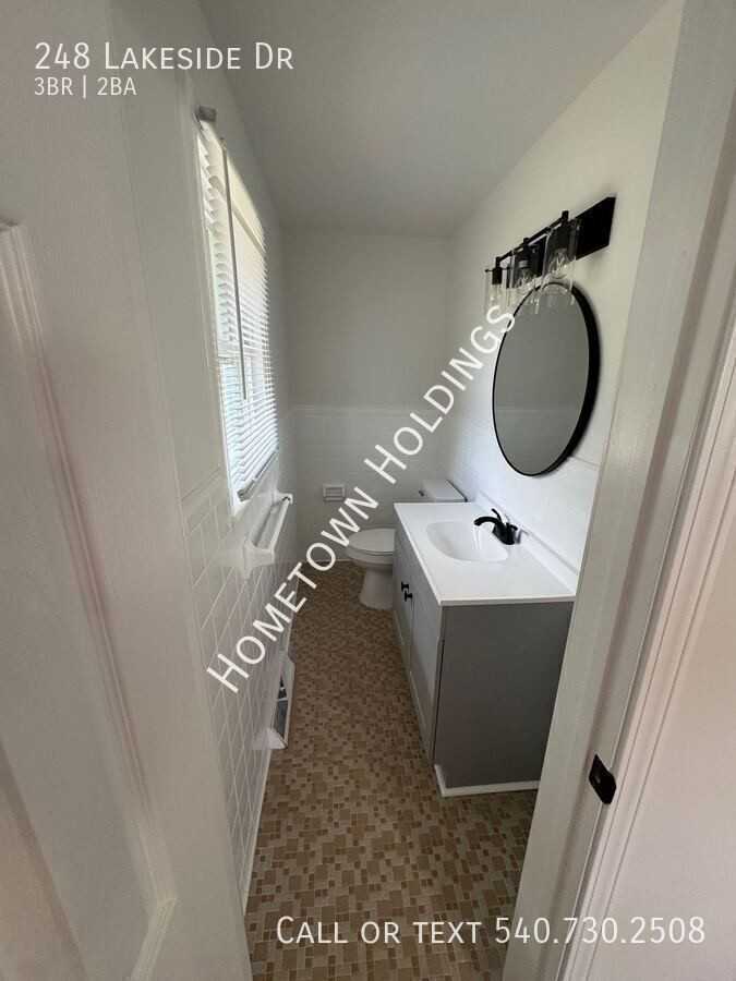 248 Lakeside Dr - Photo 3 of 19