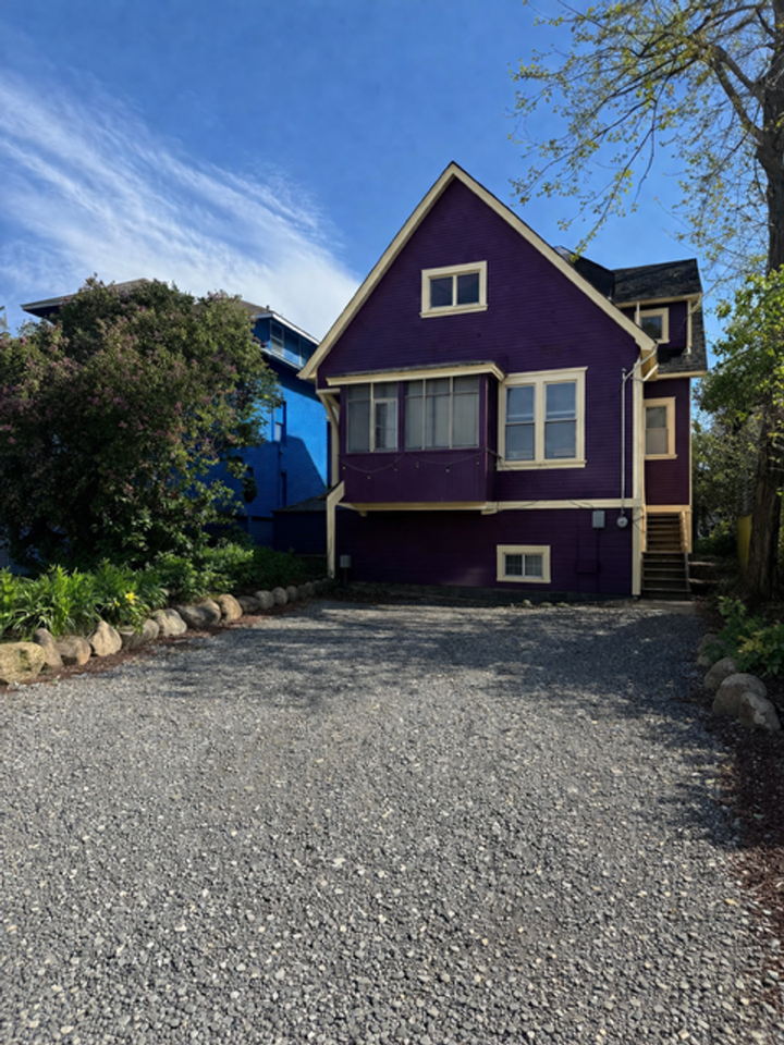 515 Gladstone St - Photo 2 of 4