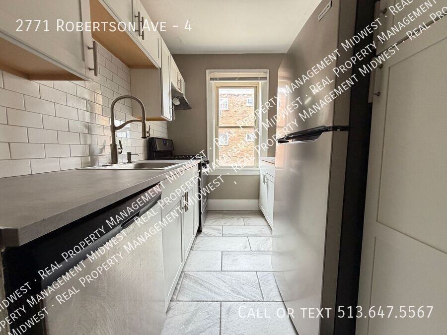 2771 Robertson Ave #4 - Photo 6 of 12