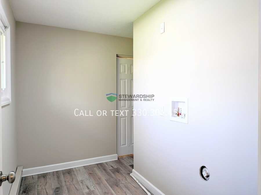 6157 Kemary Ave Sw #B - Photo 5 of 15
