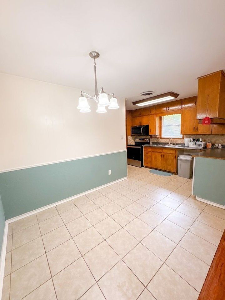2017 S 13th St - Photo 5 of 16