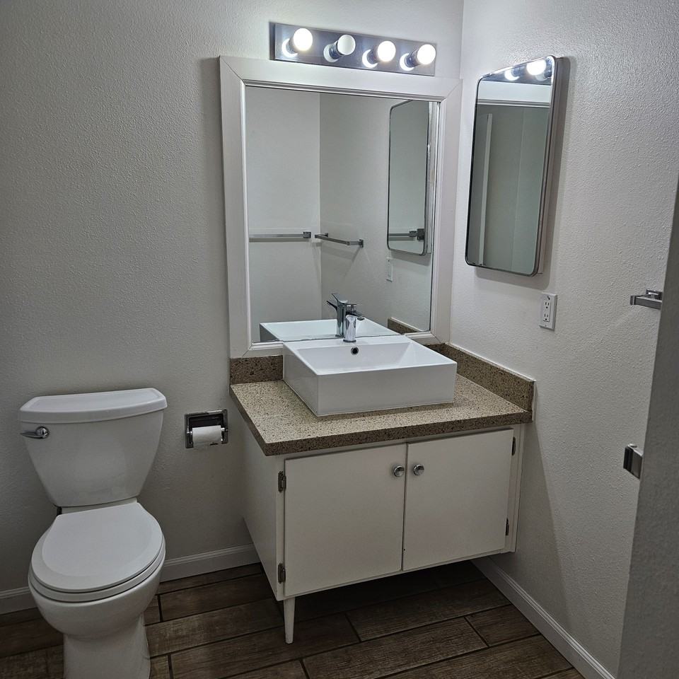 2150 S Avenue A #26 - Photo 5 of 8