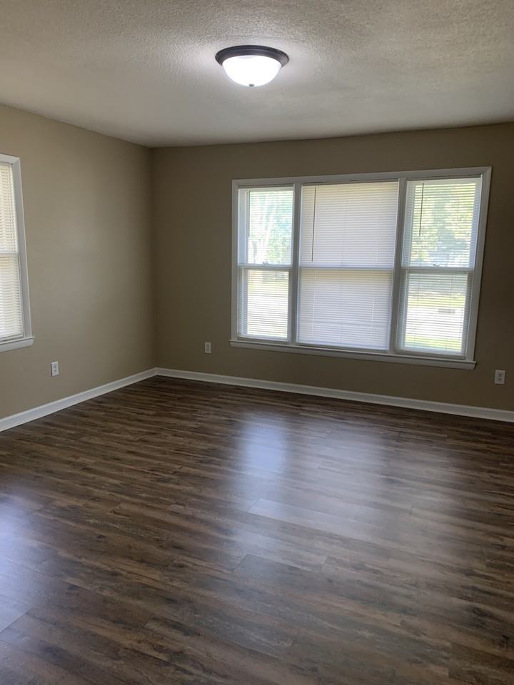 1129 S High St #NA - Photo 3 of 17