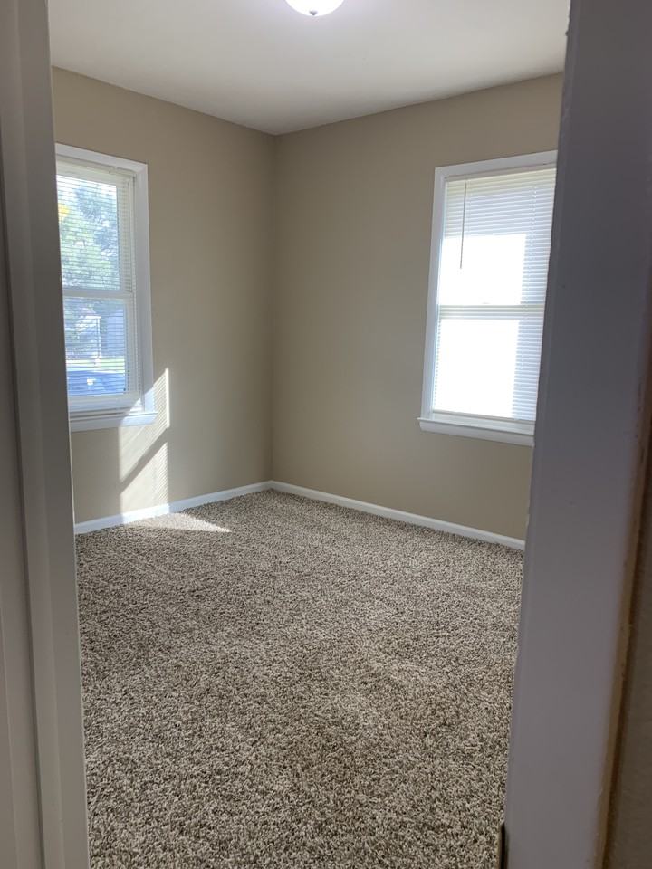 1129 S High St #NA - Photo 7 of 17