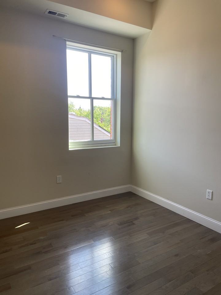 1913 9th St Nw #2LEVELTOWN - Photo 7 of 12
