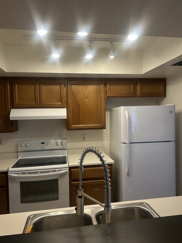 8121 E Villa Rita Dr #NA - Photo 2 of 15