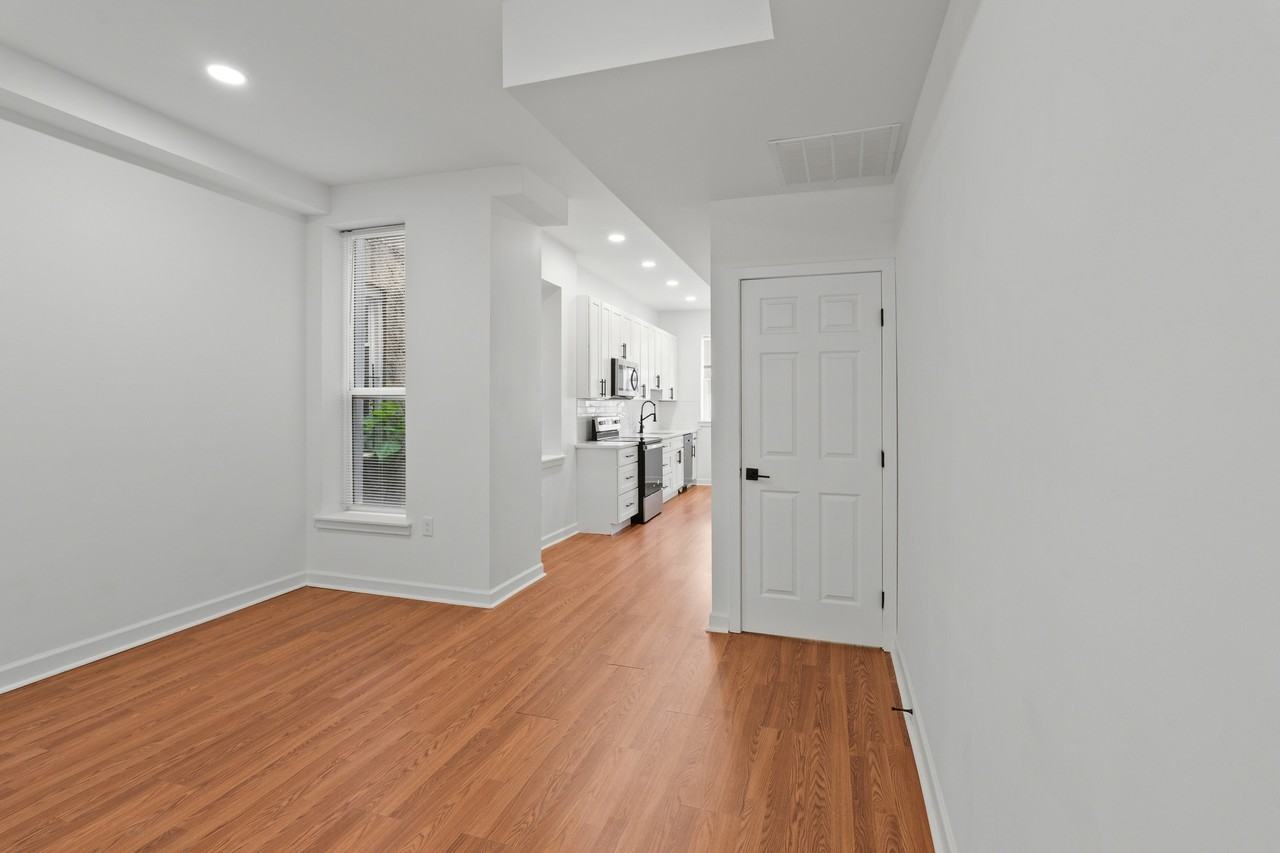 324 E 23rd St - Photo 5 of 24