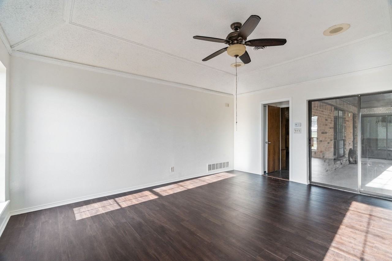 10492 Strittmatter Rd - Photo 5 of 25