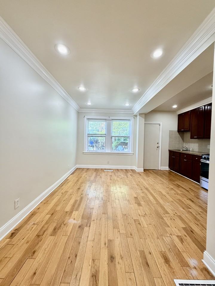 2657 Bonaffon St - Photo 5 of 18