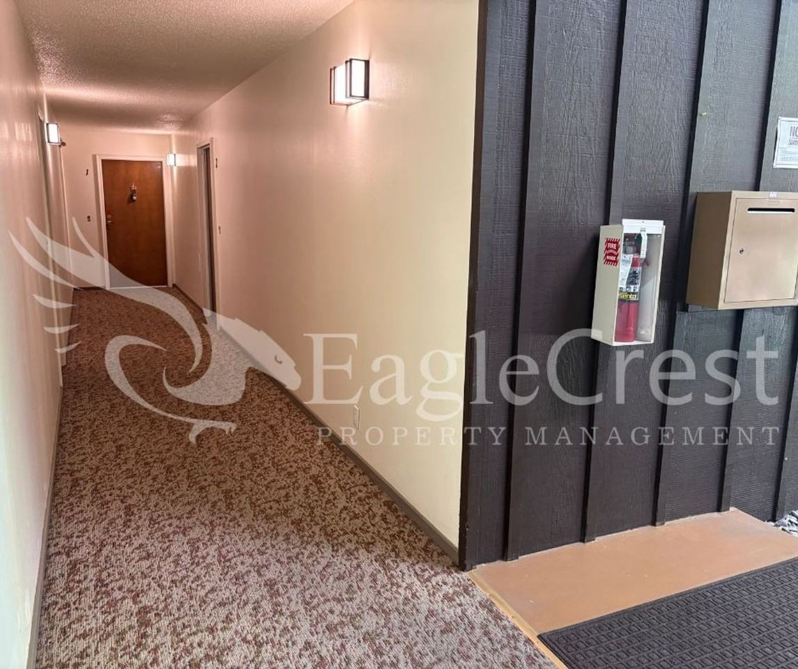 364 Catherine St #M1 - Photo 5 of 50