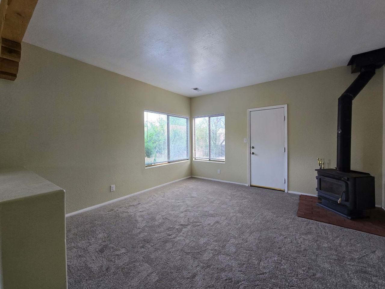 4028 Paseo Del Sol - Photo 5 of 24