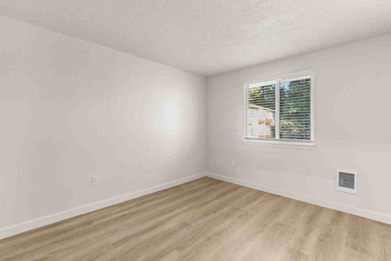 Charbern Apts - Photo 6 of 43