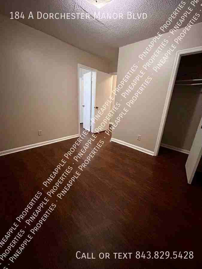 184A Dorchester Manor Blvd - Photo 7 of 12