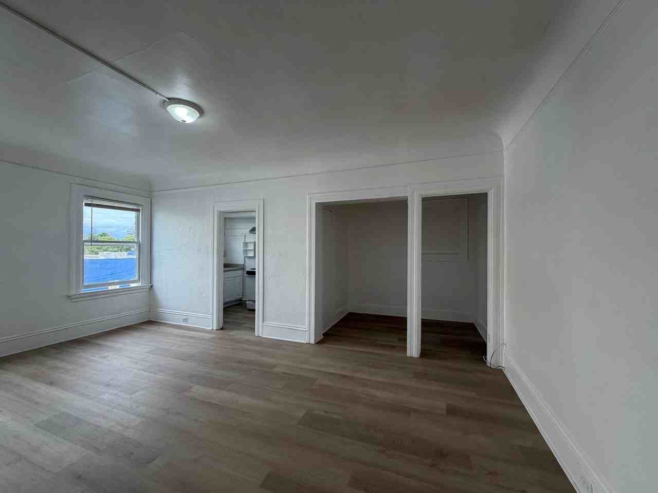 2306 Waverly St #14 - Photo 4 of 14