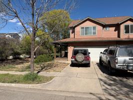 featured image of 2340 Forest Ave