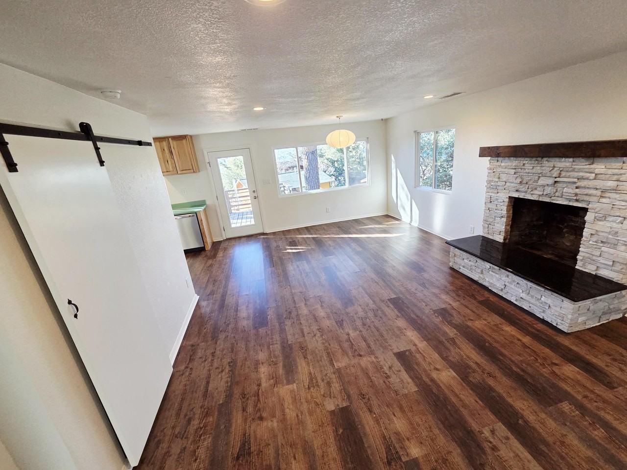 53200 Pina Vista Dr #1 - Photo 3 of 5