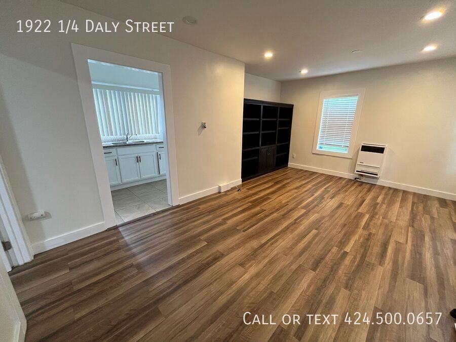 1922 1/4 Daly St