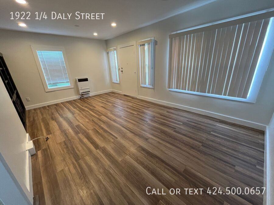 1922 1/4 Daly St - Photo 2 of 14