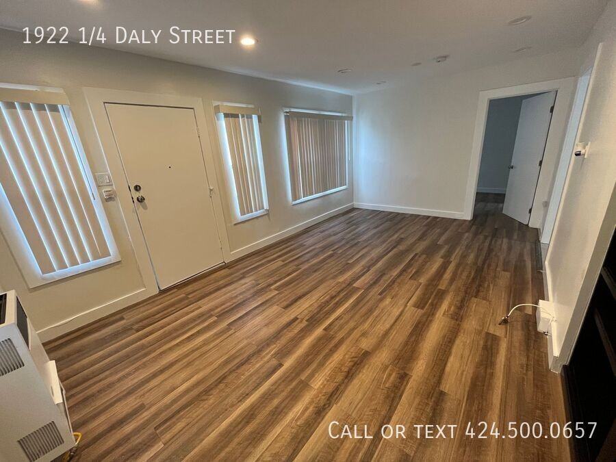 1922 1/4 Daly St - Photo 3 of 14