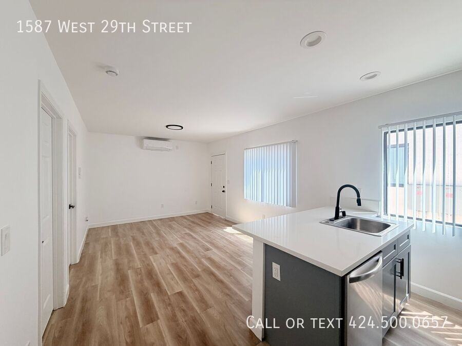 1587 W 29th St - Photo 6 of 14