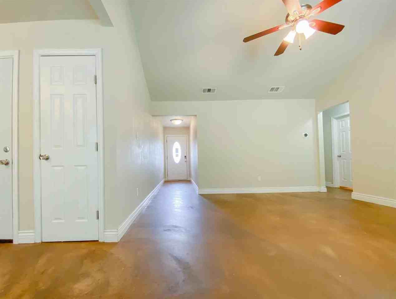 10408 Leaning Willow Dr - Photo 3 of 22