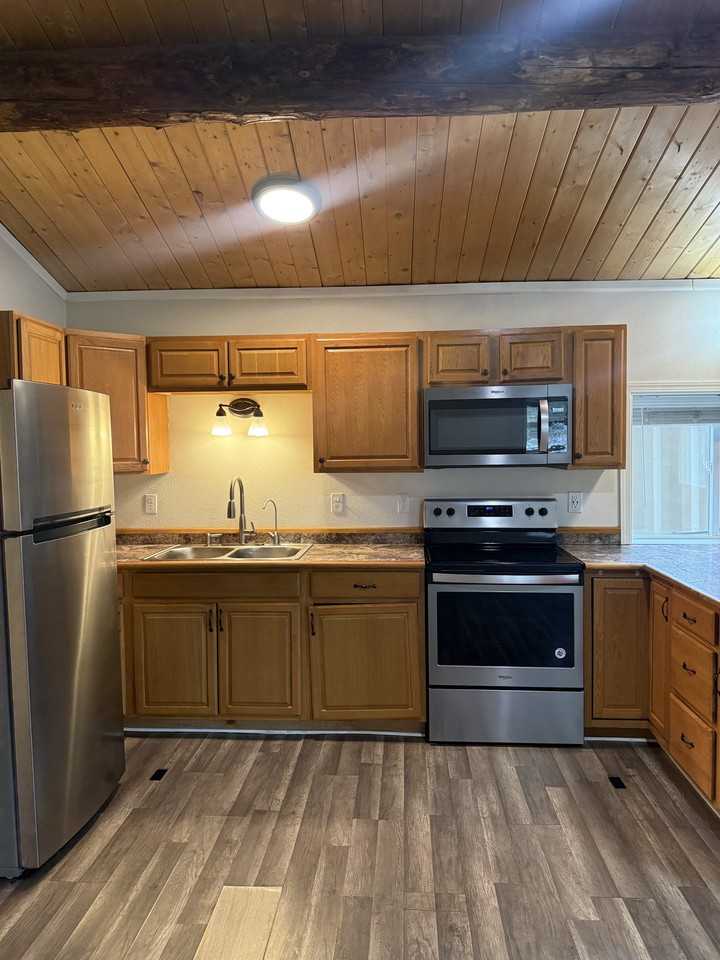 2377 Edsson Avenue-A - Photo 2 of 30
