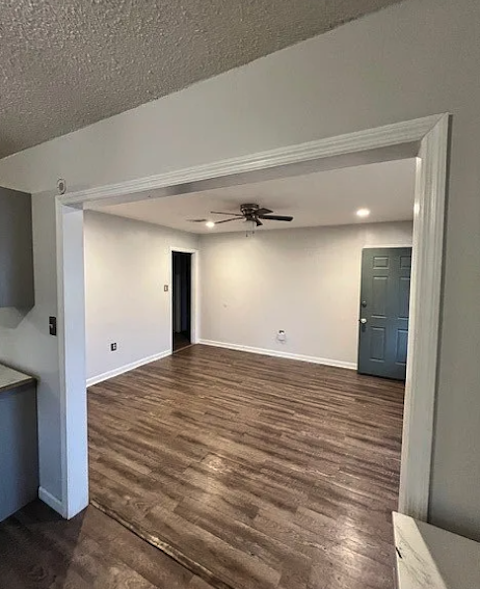 3070 Tremont St - Photo 5 of 11