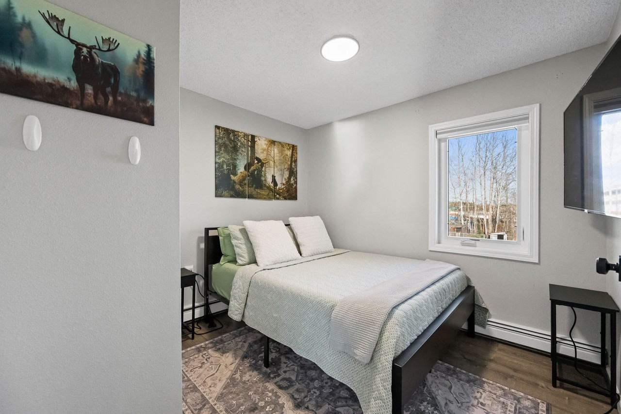 720 18th Ave #4 - Photo 5 of 15