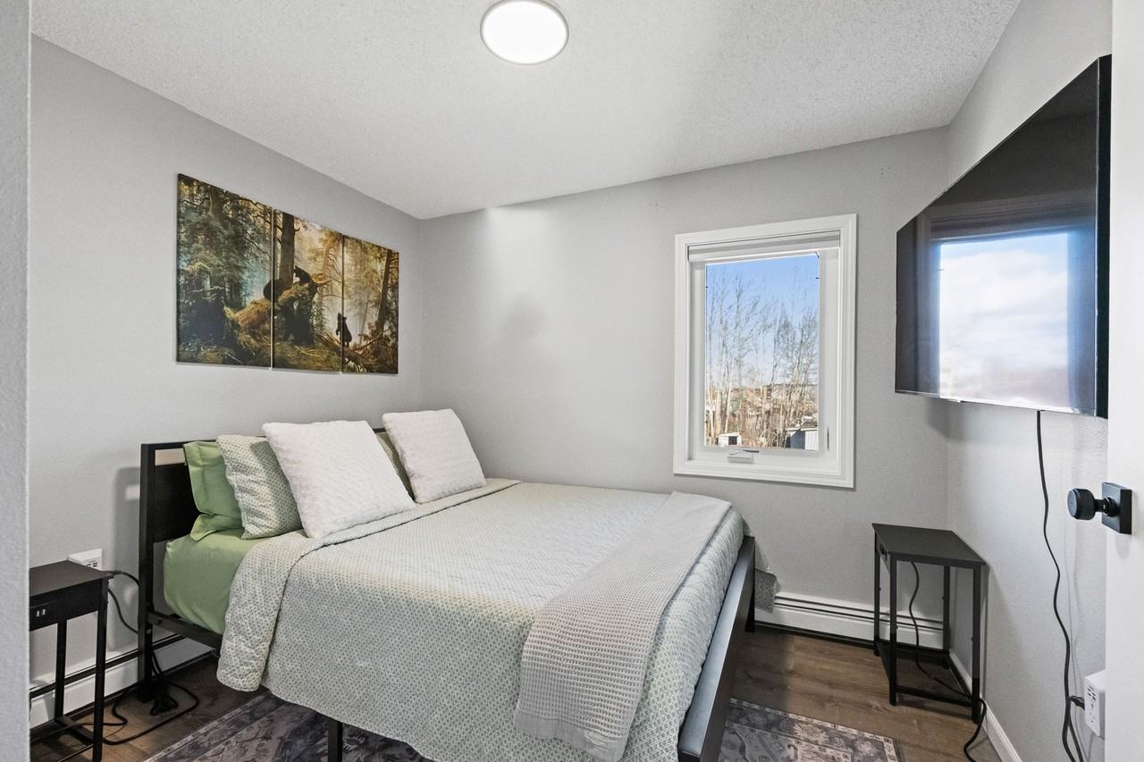 720 18th Ave #4 - Photo 7 of 15