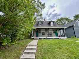 featured image of 425/427 N Euclid Ave-West