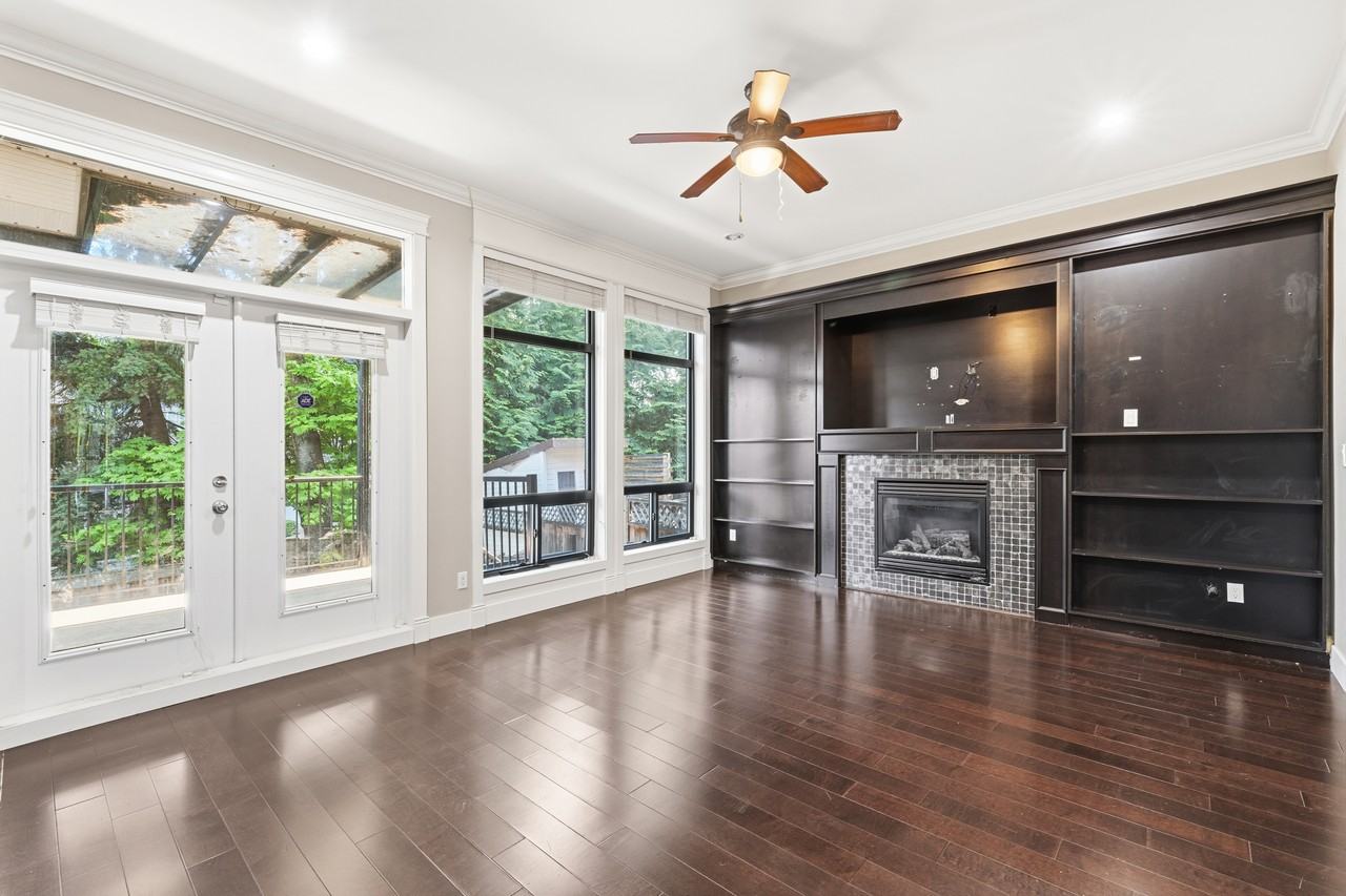15118 58A Avenue - Photo 7 of 26