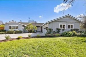 featured image of 439 Valencia Dr #1