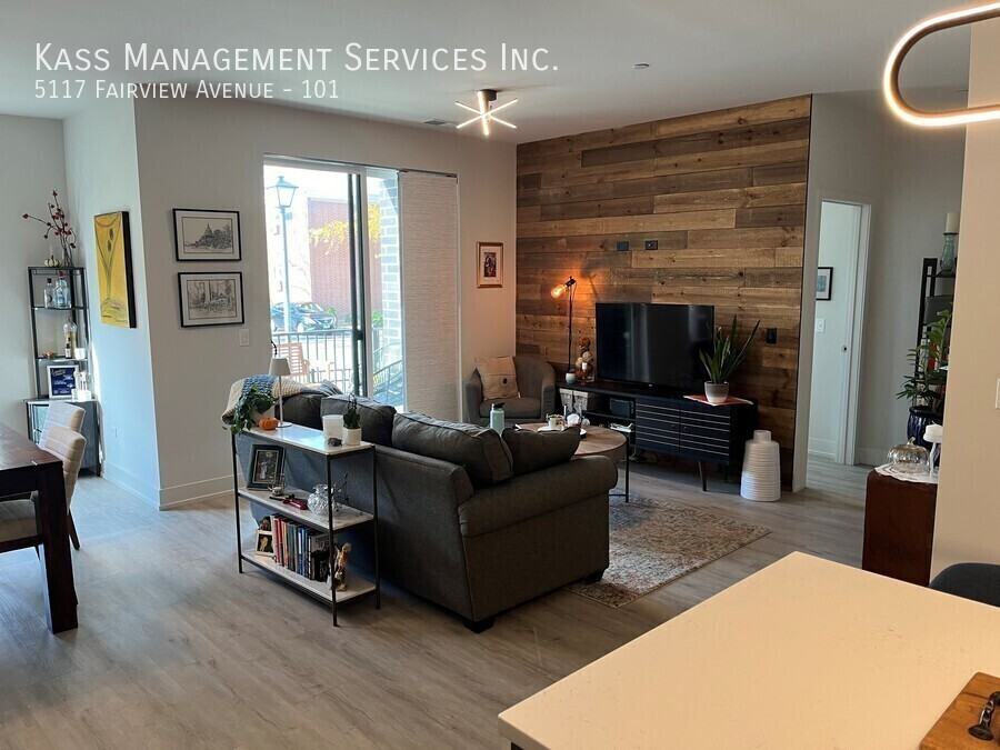 5117 Fairview Avenue Downers Grove IL 60515 - Photo 6 of 17