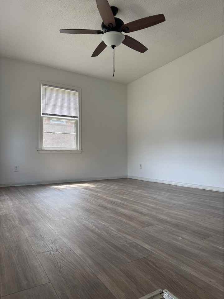 1813 Ashcraft Ave #1 - Photo 4 of 14