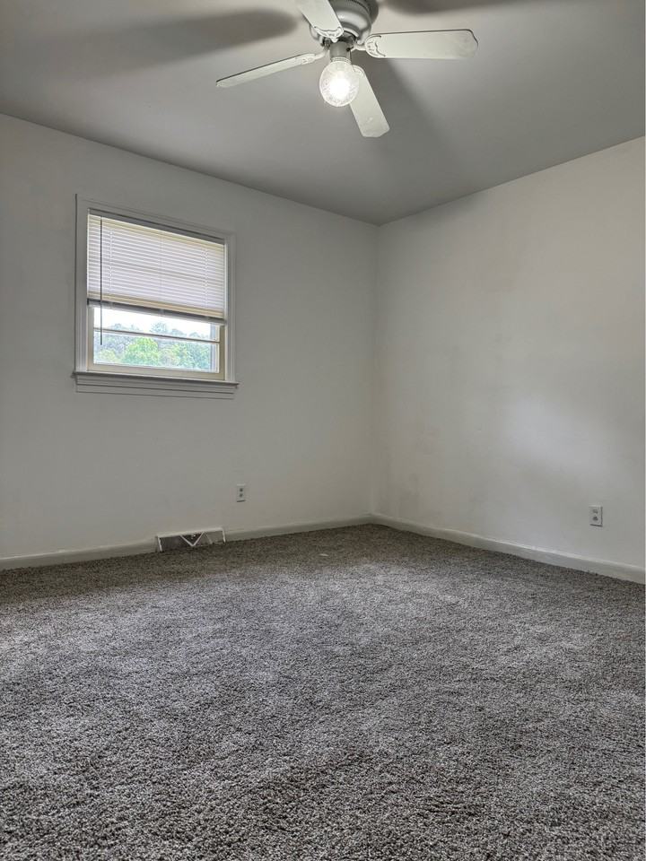 1813 Ashcraft Ave #1 - Photo 7 of 14