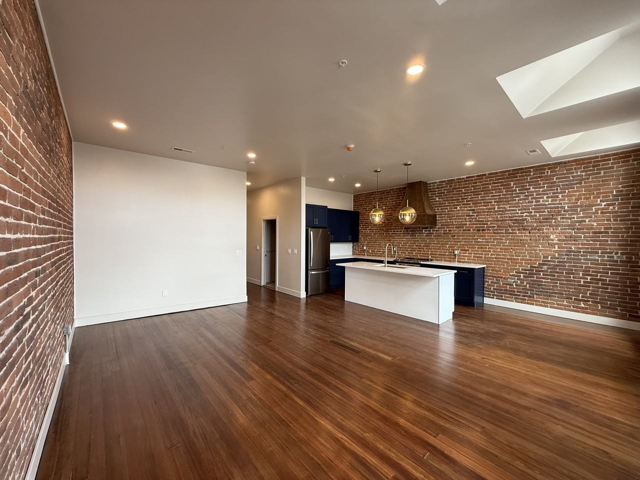 404 Shawnee St #1 - Photo 2 of 18