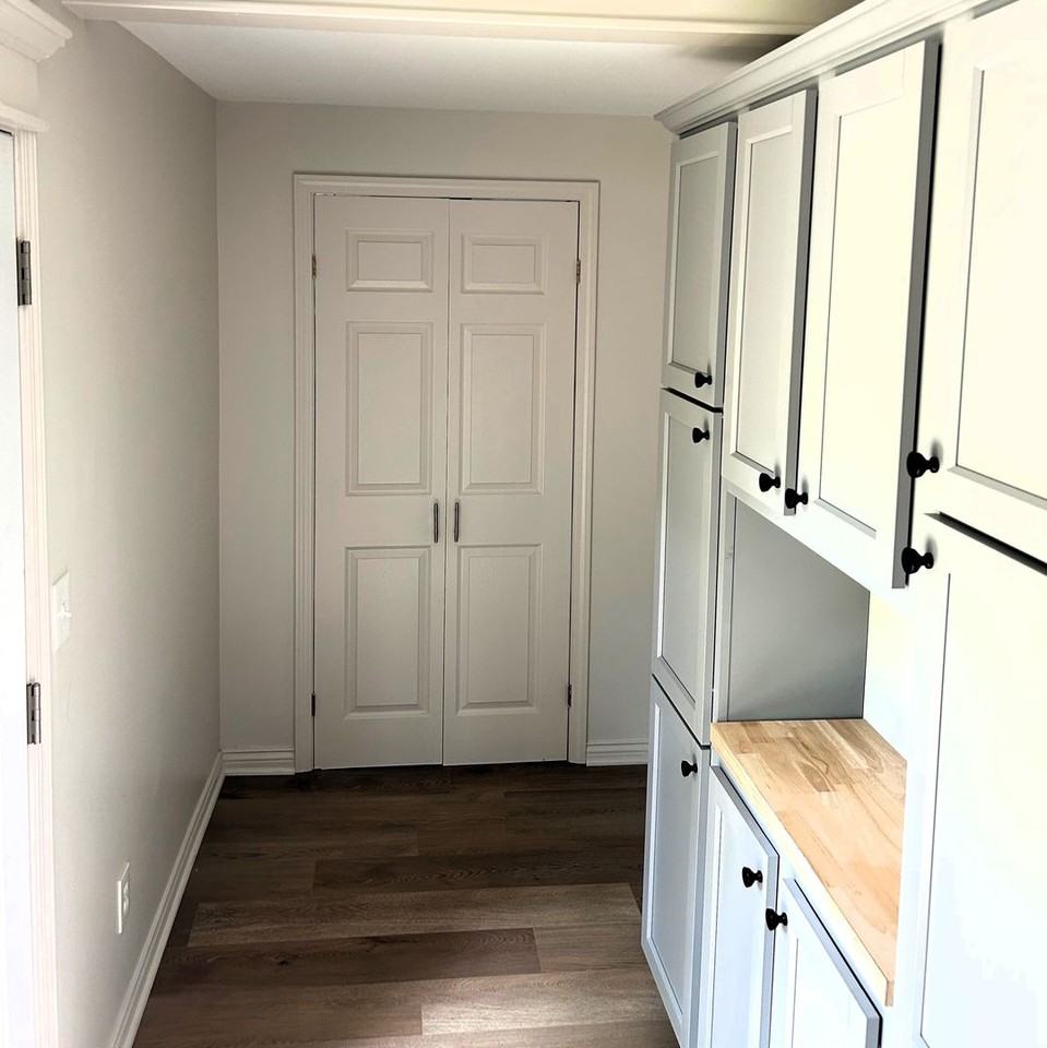 425 E Walnut St - Photo 4 of 13