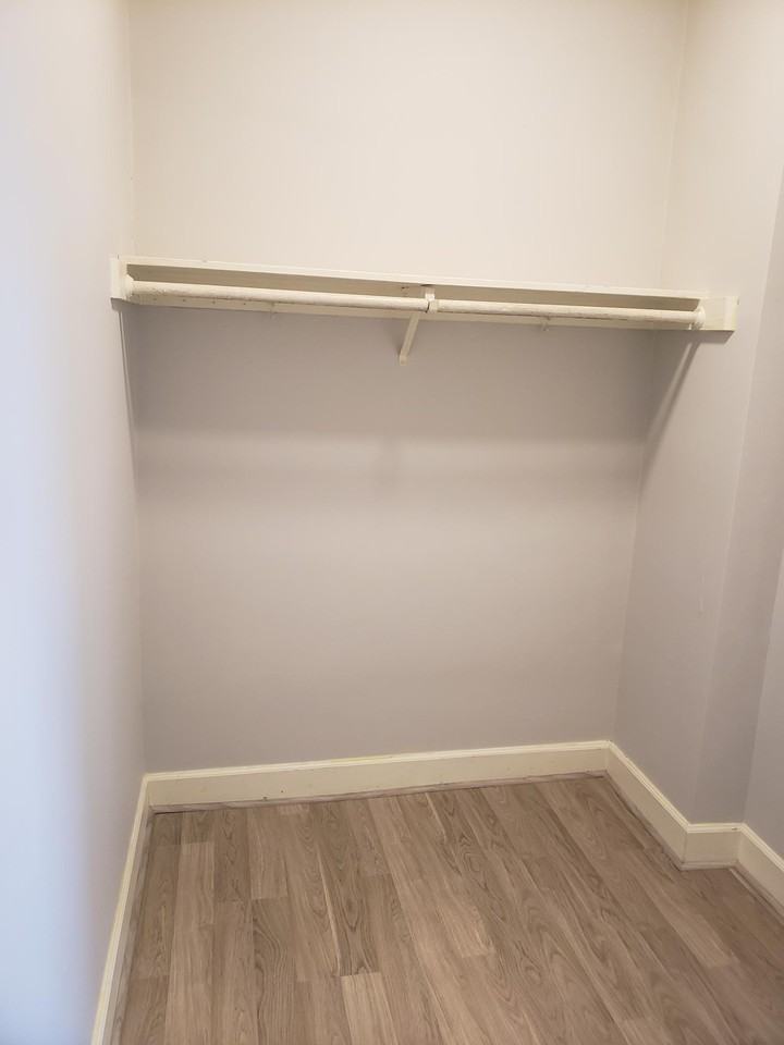333 2nd St Ne #1 - Photo 7 of 9