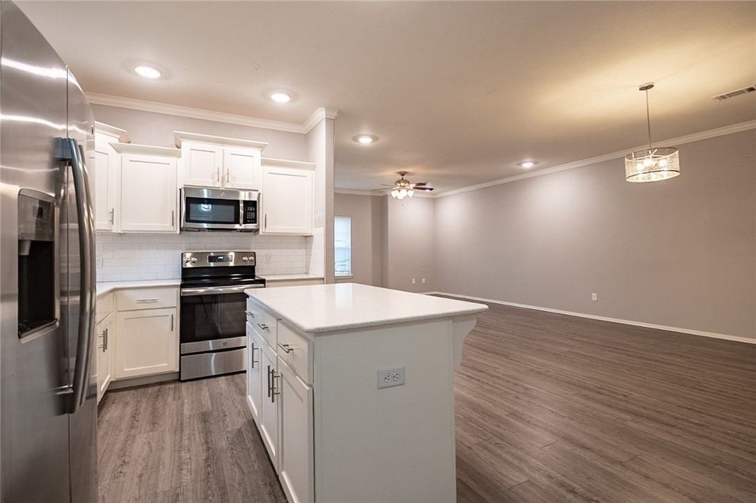4071 W Santa Maria Ln - Photo 7 of 22