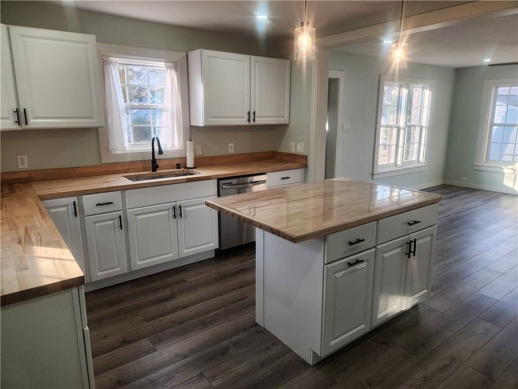 306 Hays St - Photo 5 of 22