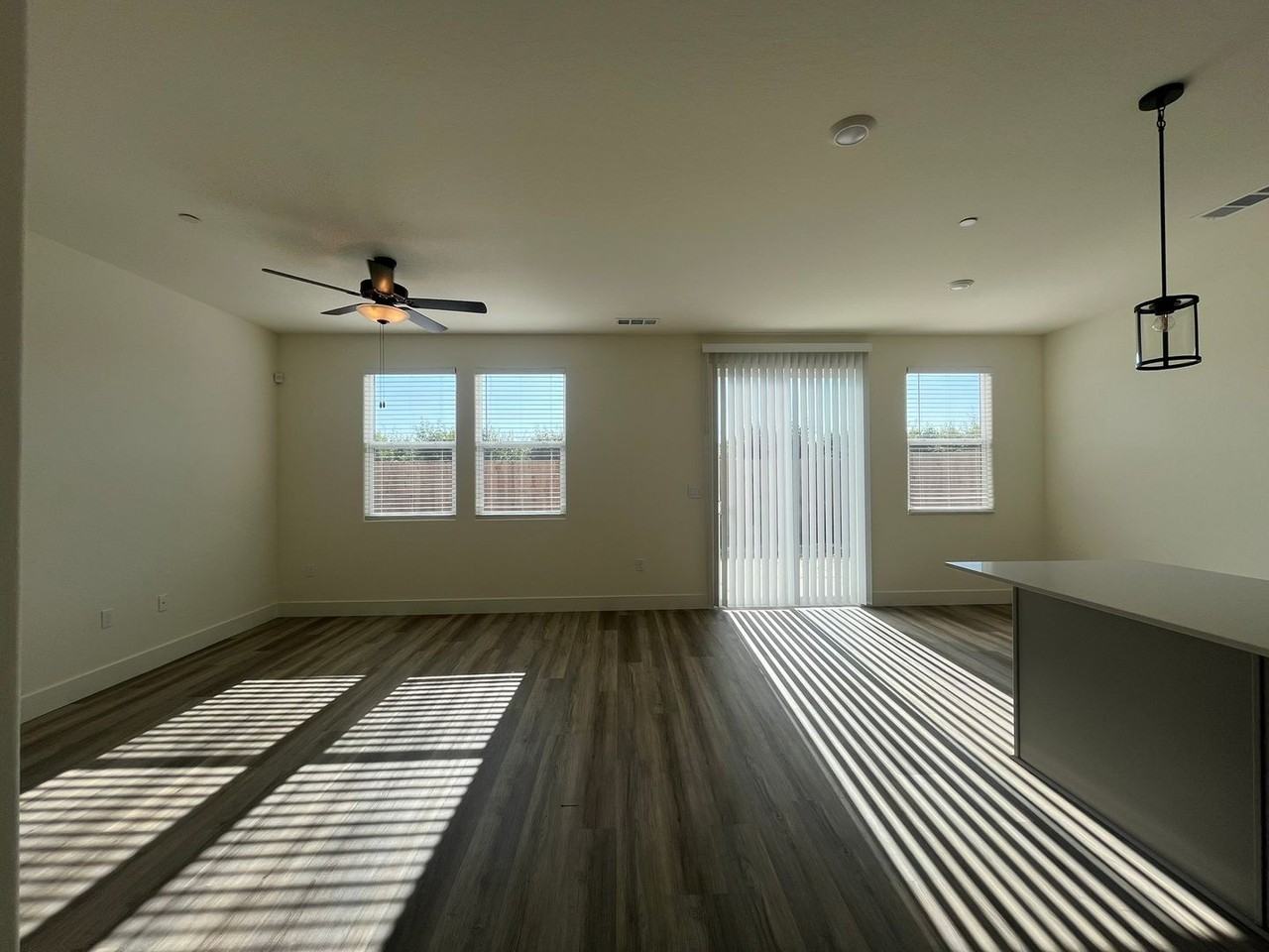 2312 N Kayenta St - Photo 3 of 26
