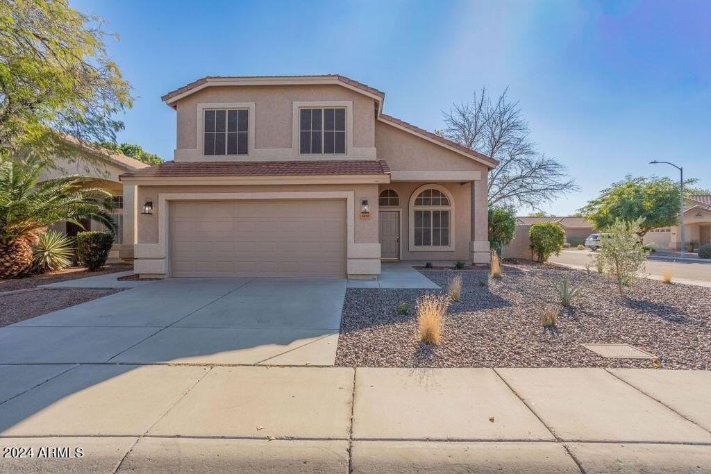 7457 W Melinda Ln
